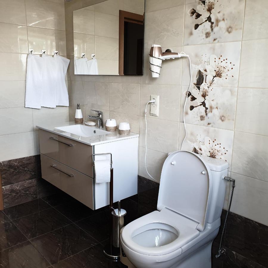 Apartamenti Danna Ledmane Ngoại thất bức ảnh